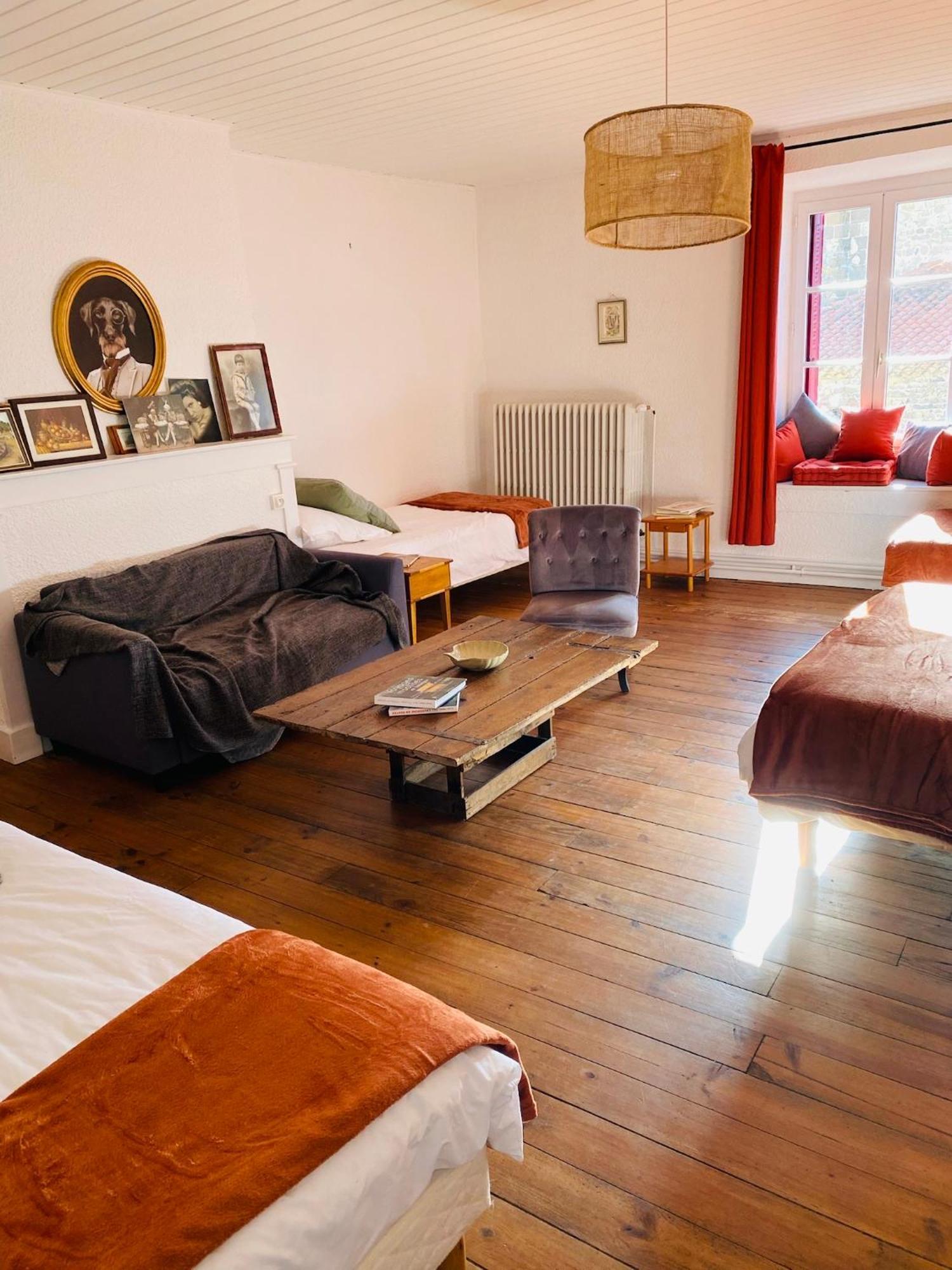 Ermitage Saint Vincent B&B Vieille-Brioude Bagian luar foto