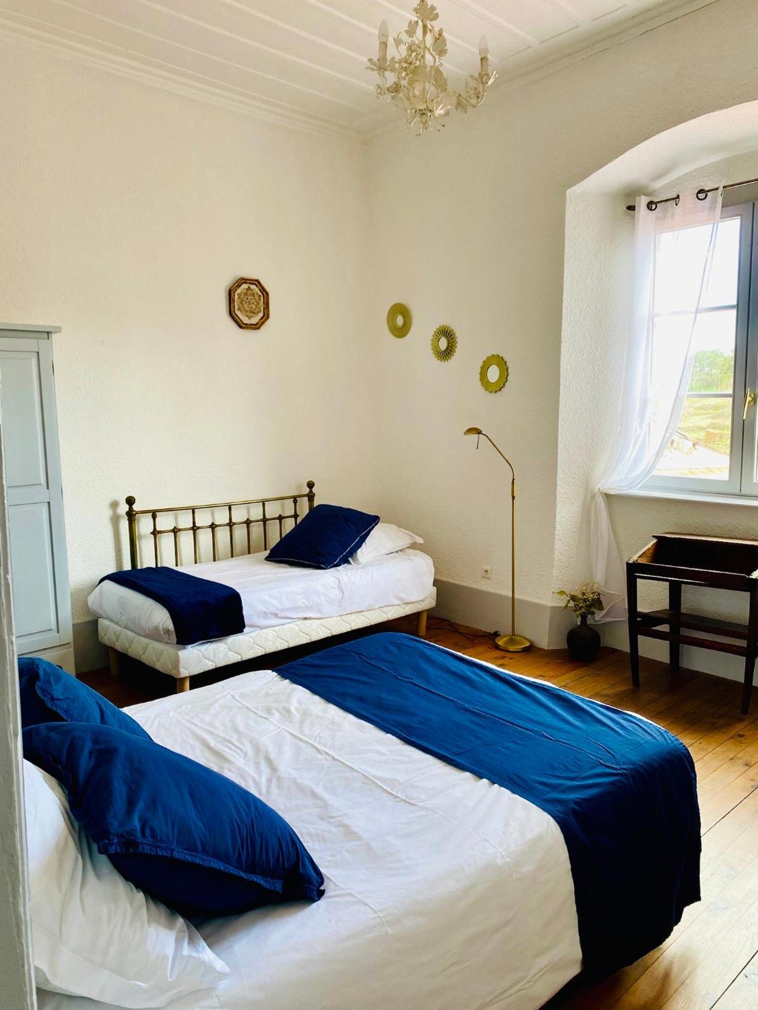 Ermitage Saint Vincent B&B Vieille-Brioude Bagian luar foto