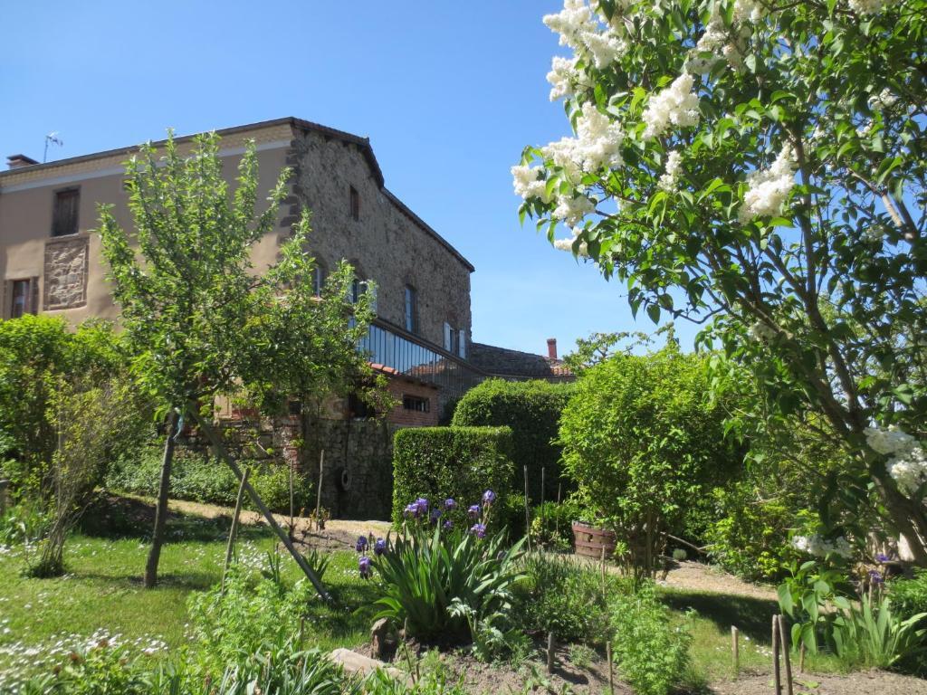 Ermitage Saint Vincent B&B Vieille-Brioude Bagian luar foto
